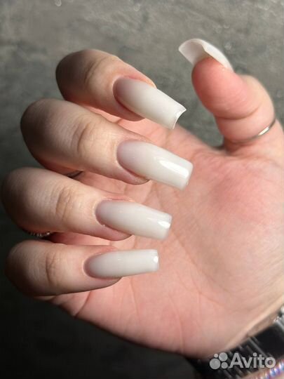 Мастер маникюра и наращивание ногтей