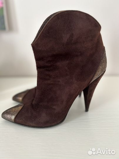 Казаки Casadei 39