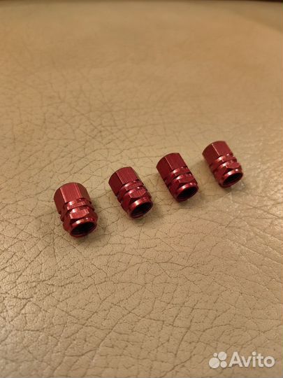 Колпачки на нипель для автомобиля