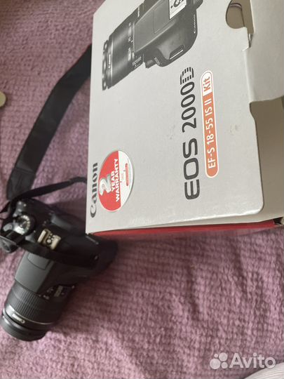 Зеркальный фотоаппарат canon EOS 2000d