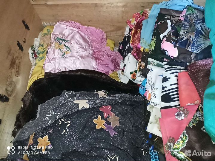 Сундук старинный