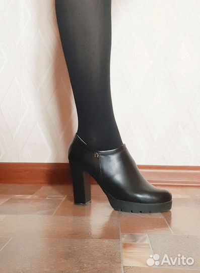 Ботильоны женские 35 -36 размер