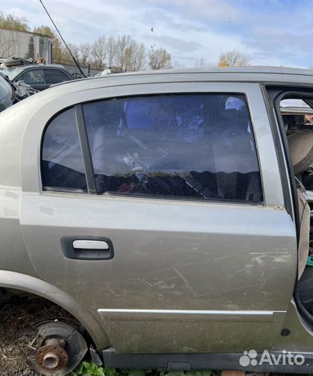 Дверь задняя правая Opel astra g