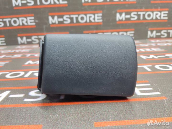 Пепельница задняя левая Mercedes-Benz S-Class W221