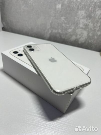 iPhone 11, 64 ГБ