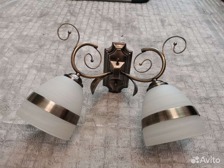 Светильник настенный