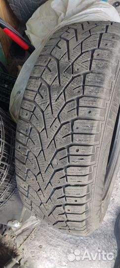 Gislaved NordFrost 100 SUV 215/70 R16