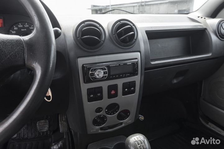 Renault Logan 1.6 МТ, 2006, 196 000 км