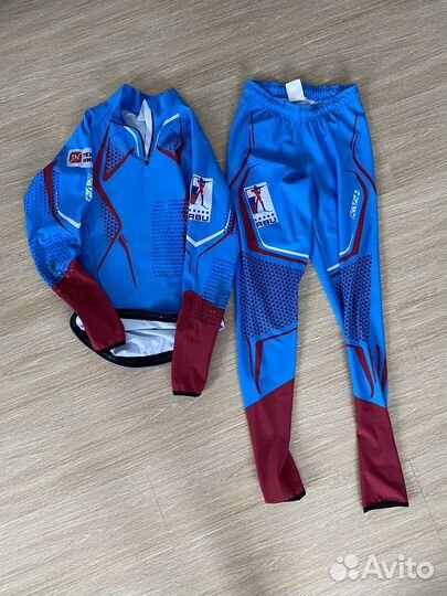 Лыжный гоночный комбинезон