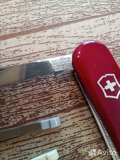 Нож складной швейцарский Victorinox