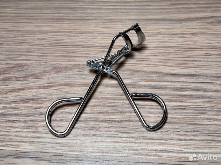 Керлер для ресниц, Металлические щипцы