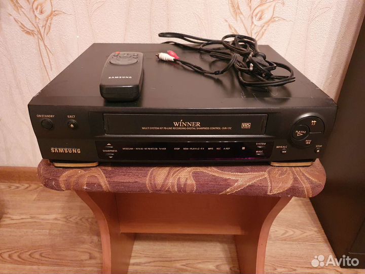 Видеомагнитофон samsung