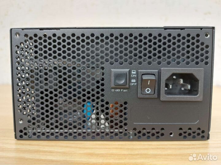 Блок питания Asus rog strix 1000w