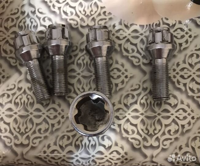 Секретные болты