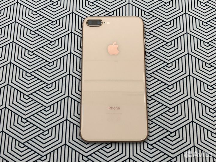 iPhone 8 Plus, 128 ГБ