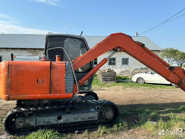 Аренда мини экскаватора hitachi