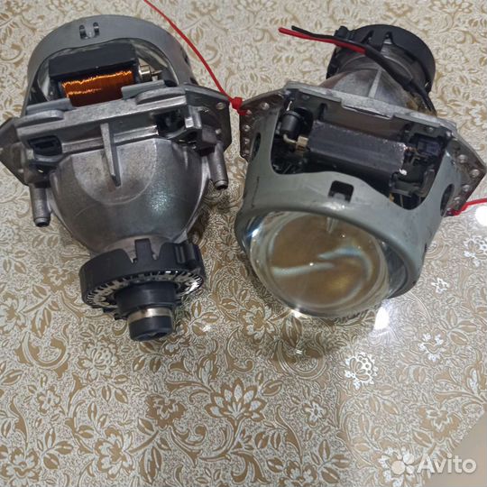 Биксеноновые линзы hella для Субару Аутбек 4