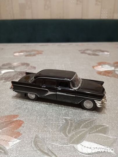 Модель автомобиля газ-13 Чайка