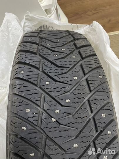 Yokohama Ice Guard IG65 235/60 R18