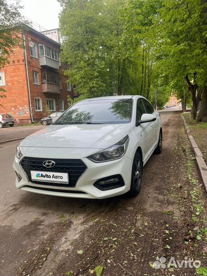 Hyundai Solaris 1.6 AT, 2019, 100 000 км