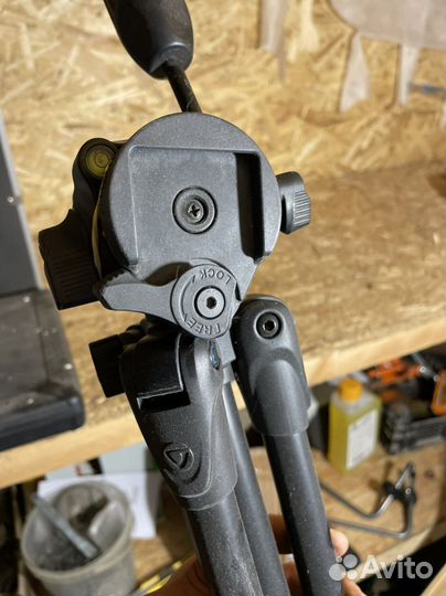 Штатив для фотоаппарата