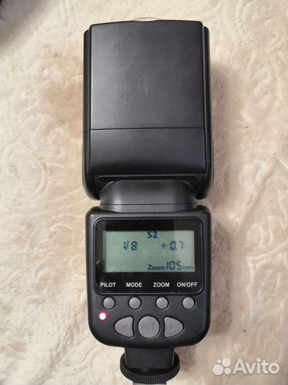 Фотовспышка yongnuo