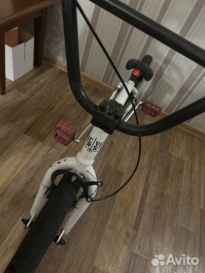 Трюковой велосипед bmx