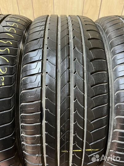 Goodyear EfficientGrip 255/45 R20