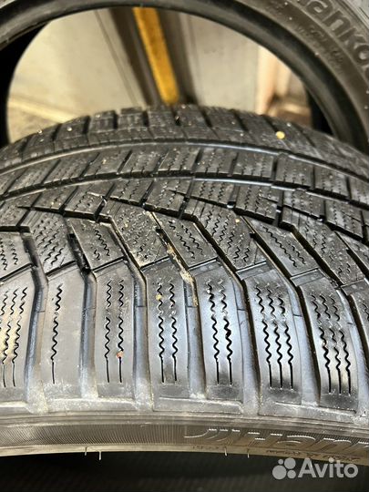 Hankook Winter I'Cept Evo2 W320 245/40 R19