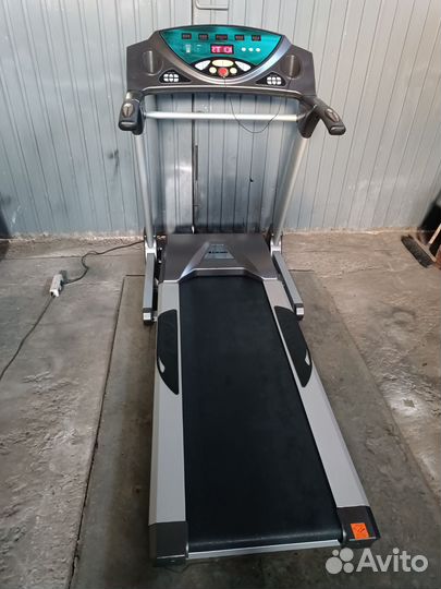 Беговая дорожка Larsen T 660. Доставка