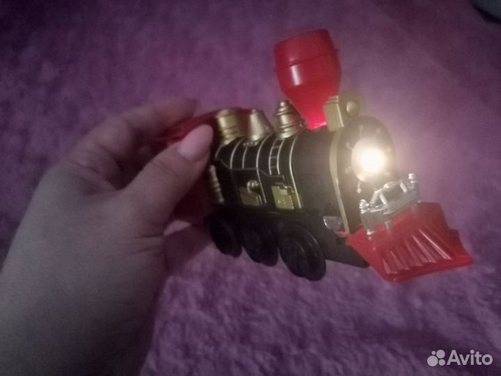 Железная дорога, пазлы, микроскоп, настольные игры