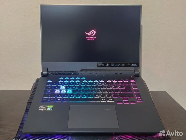 Asus ROG Strix G15 G513RM-LN428asus