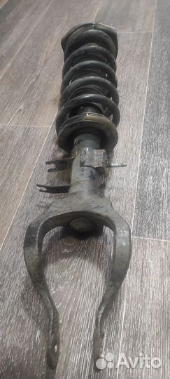 Комплект передних стоек infinity m/q70 4wd