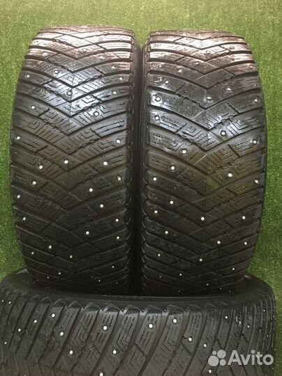 Goodyear UltraGrip Ice Arctic SUV 225/55 R18 102T