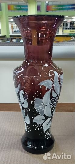 Цветное и простое стекло,цветники,графины и проч