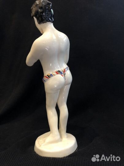 Статуэтка Негритенок с голубем лфз