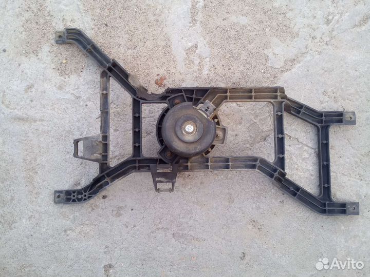 Двигатель вентилятора охлаждения renault logan