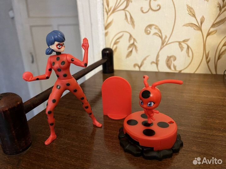 Игрушка Lady Bug из Kinder Maxi