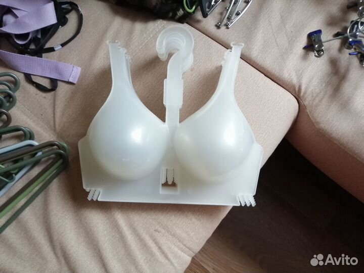 Продам для одежды и вешалки