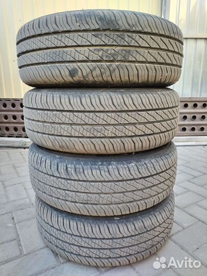 Продаётся хороший комплект колёс на Ваз R14