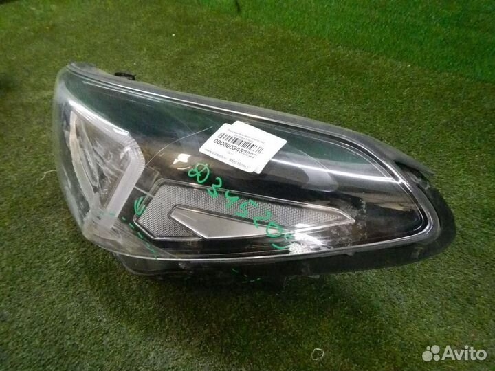 Фара левая Hyundai Tucson