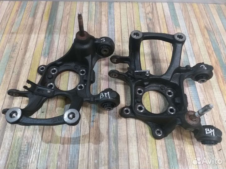 Кулак задний mazda 3 bm