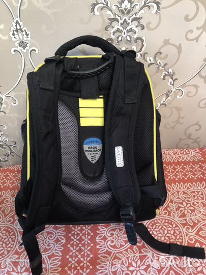 Рюкзак школьный для мальчика ортопедический