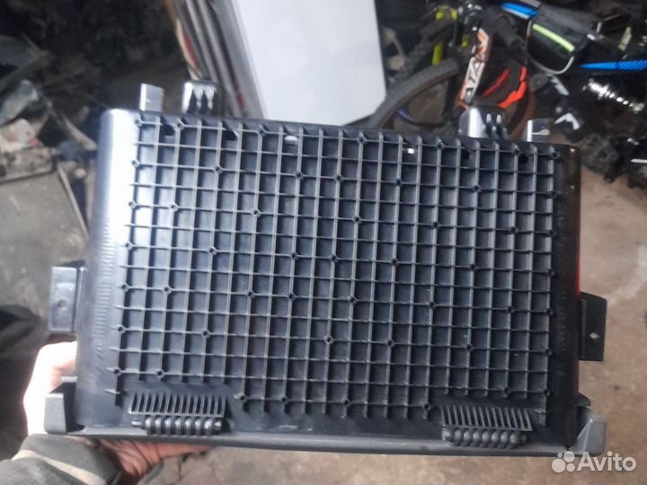 Ящик под сиденье volkswagen touran