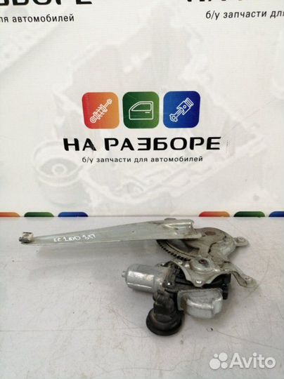 Стеклоподъемник задний правый Toyota Land Cruiser