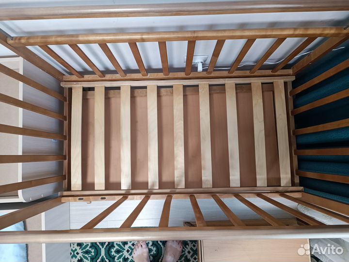 Детская кроватка