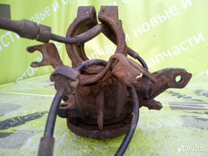 Ступица цапфа кулак левая Citroen Xsara 1 лифтбек