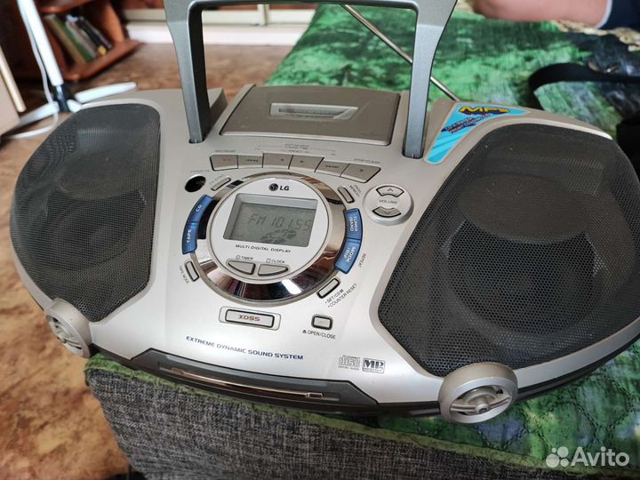 Магнитола-бумбокс LG LPS-LM535X