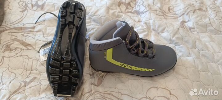 Ботинки лыжные новые NNN 32, 34