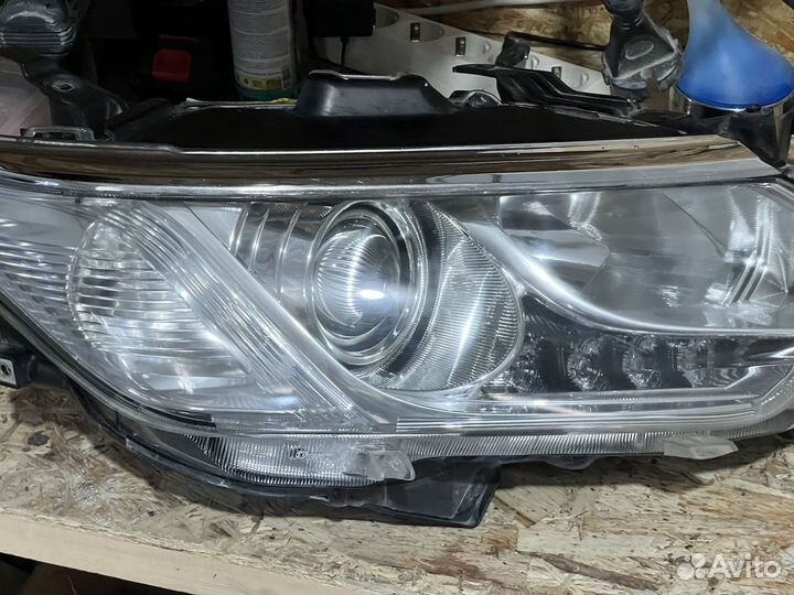 Фары на toyota camry 55